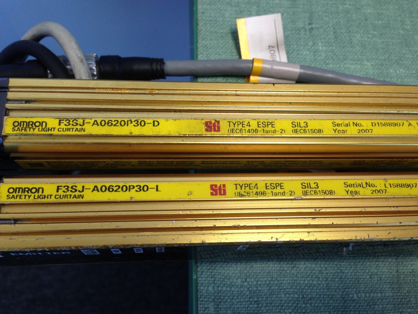 Omron F3sj-A0620p30-L Light Transmitter F3sj-A0620p30-D Receiver,Sti Espe,En