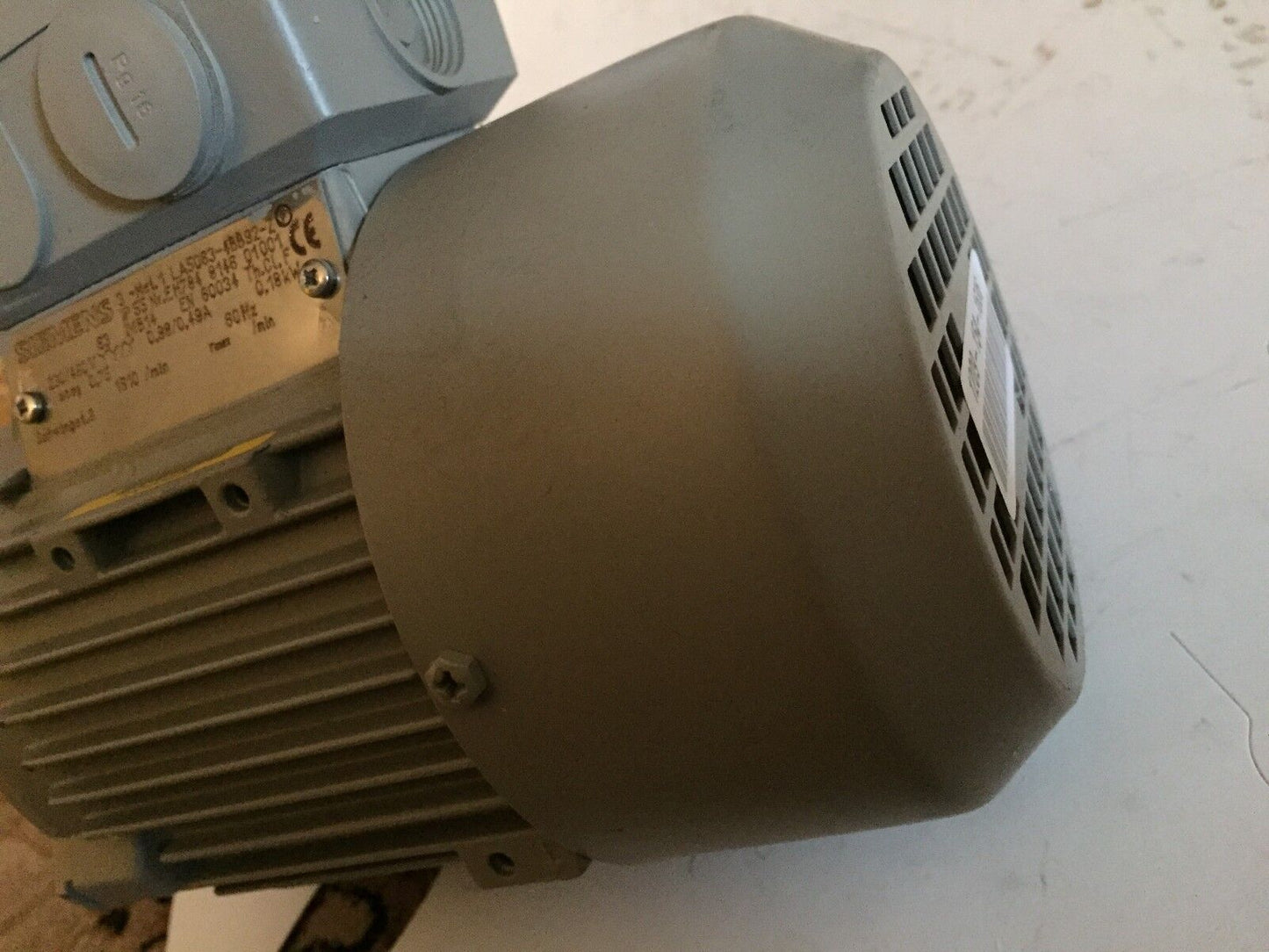New Siemens 1La5063-4Bb92-Z Ac Gear Motor,1La5063-4Bb92-2,Ip55 Nr,Eh784,3P,Ee