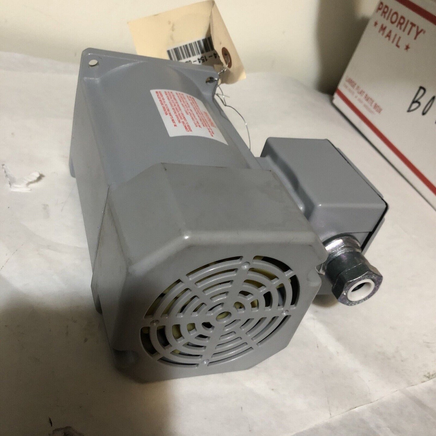 New Gtr Bgfm15-010Tg3a Induction Motor, 3-Phase, 1/10 Hp, Ratio 10:1, 460 V,Bo