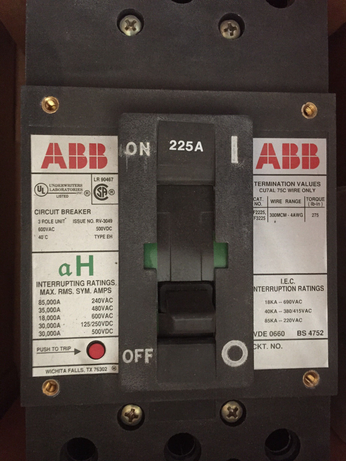 New Abb Tf2225,Es,Abb 225A,Abb Ehb63225l,Cu7al Circuit Breaker 3Pole 600V,Cz