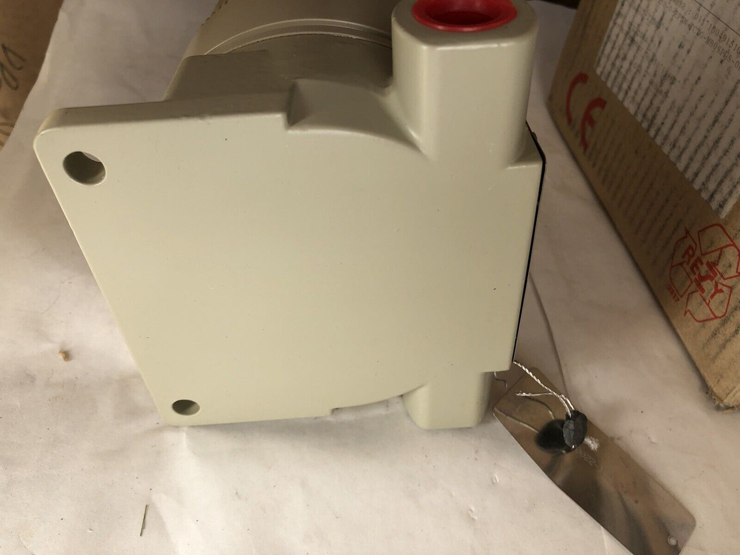 New Honeywell Stt350-0-Epsm-Tctg-Mb0spus-0Dc-0000-F1c3,Bq,Di