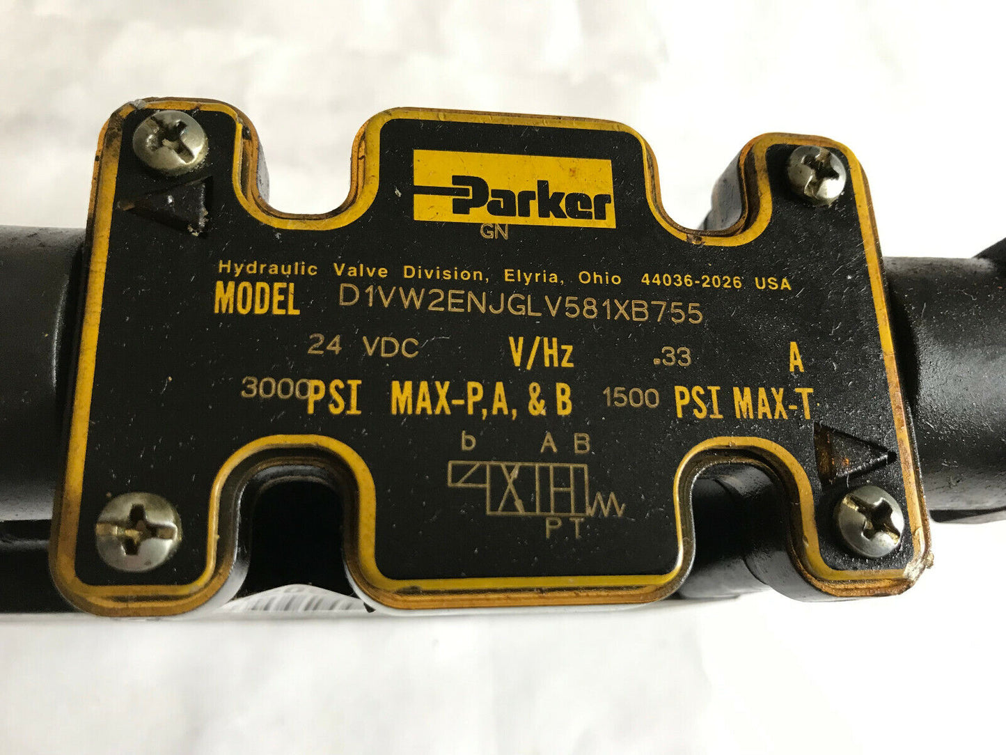 Parker D1vw2enjglv581xb755 Hydraulic Valve, 3000/1500 Psi ,Sm