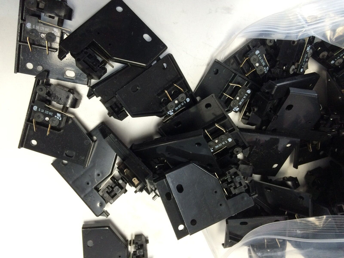 New Lot 5 0.1A 125Vac P-2590 Micro Limit Switch Assembly P-2590 E63,F63,Fc