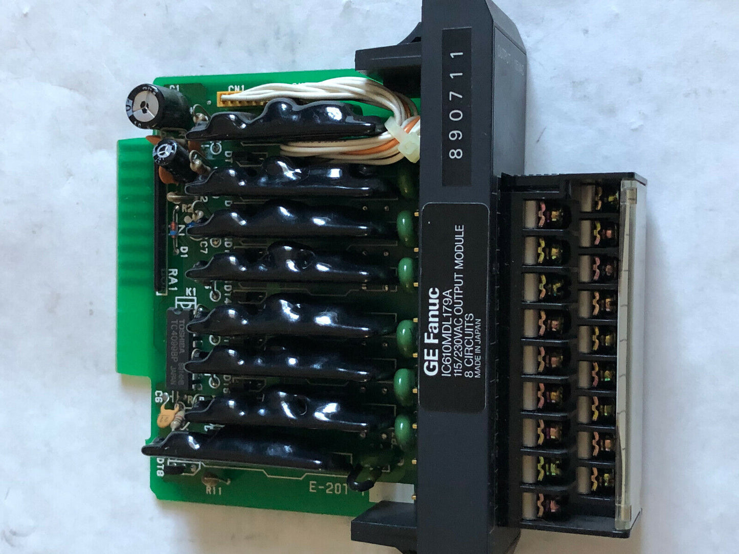 Ic610mdl179a Fanuc Ge E-20T-1, 890711 Output,115/230Vac Term Blk 8 Pt,Sf