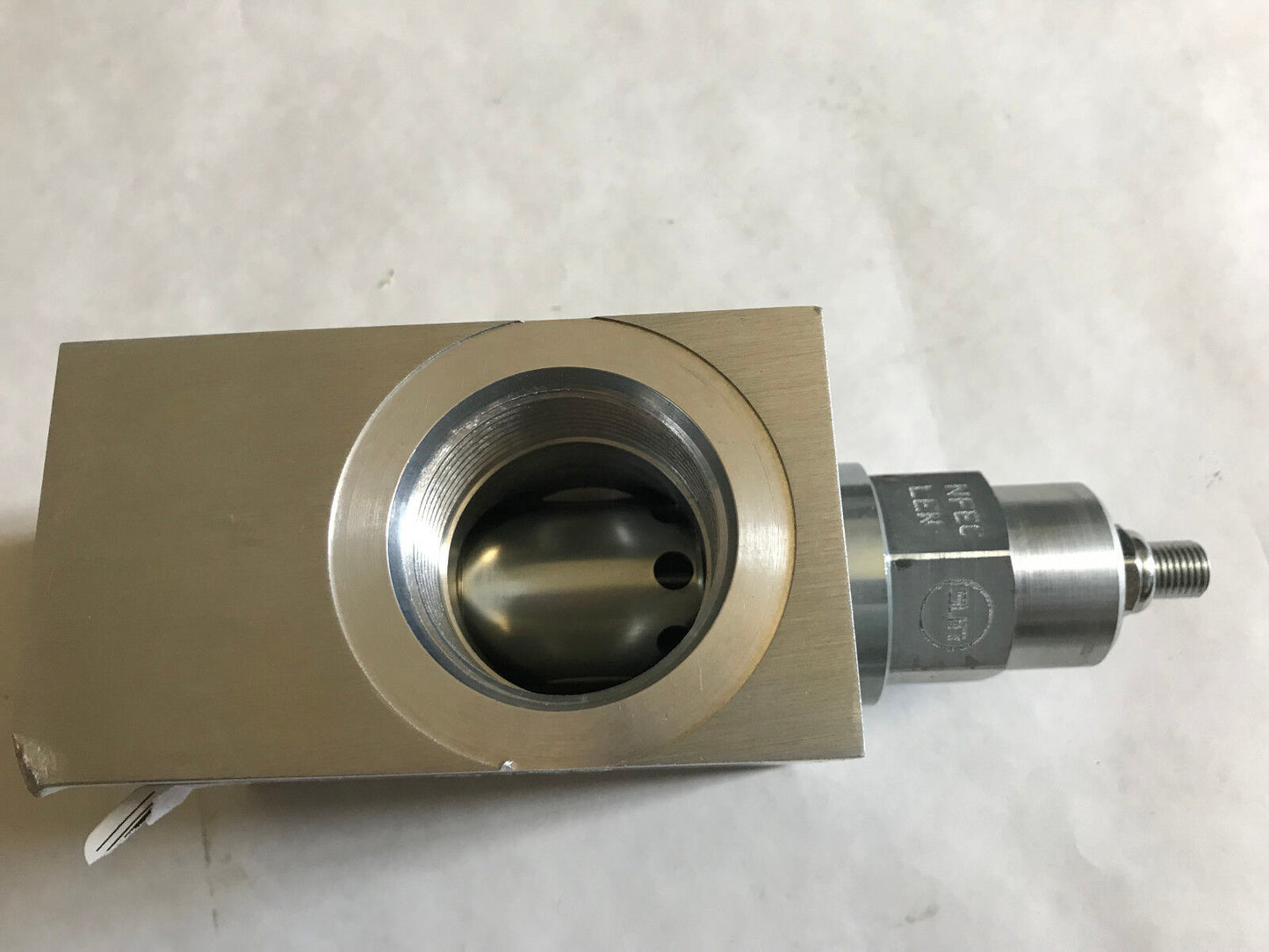 Sun Hydrualics Ok71-A2 Hydrualic Valve,0K7i-A2,1-1/2" Ian,Nfec Len,Obpo,Ok71,Ah