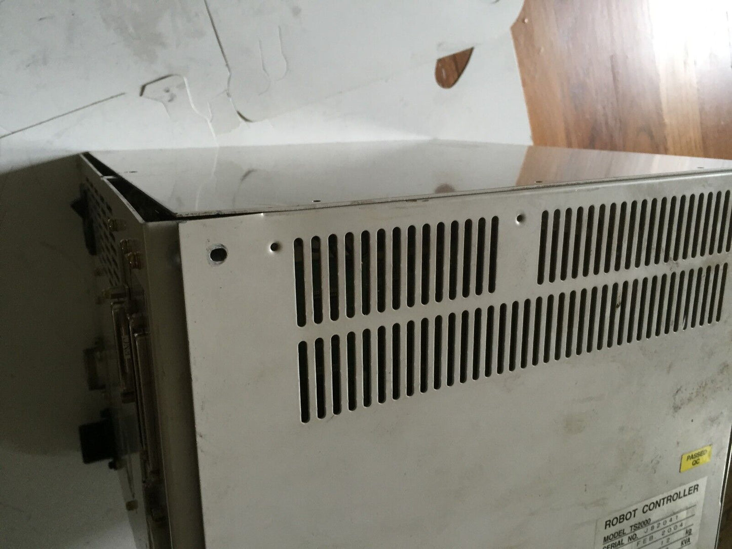 Toshiba Machine Ts2000, Robot Controller Ts2000,(Missed Some Screws) ,Cg