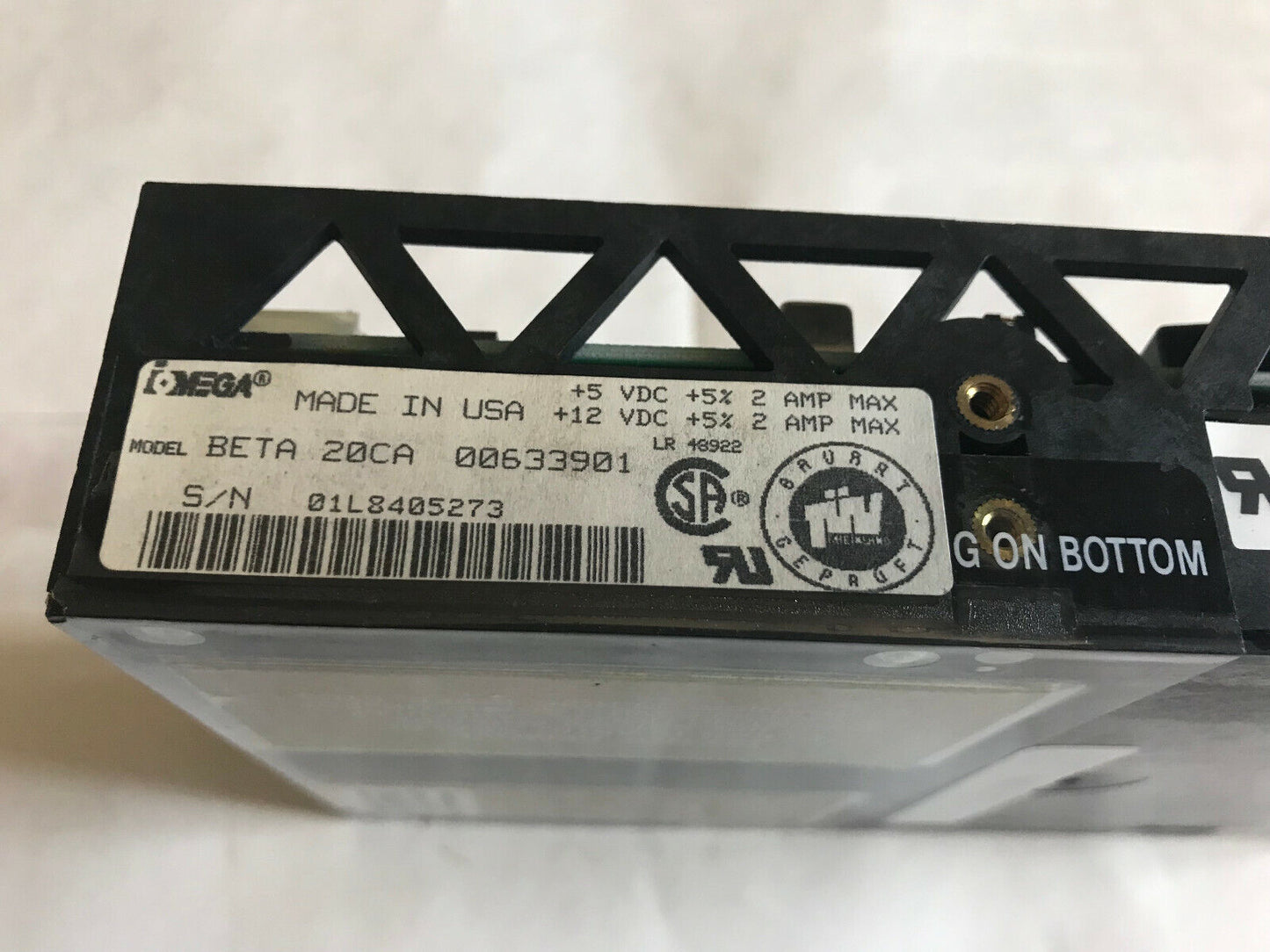New Iomega Beta 20Ca 00633901 Removable Disk Storage Drive Scsi,B20l,Sm