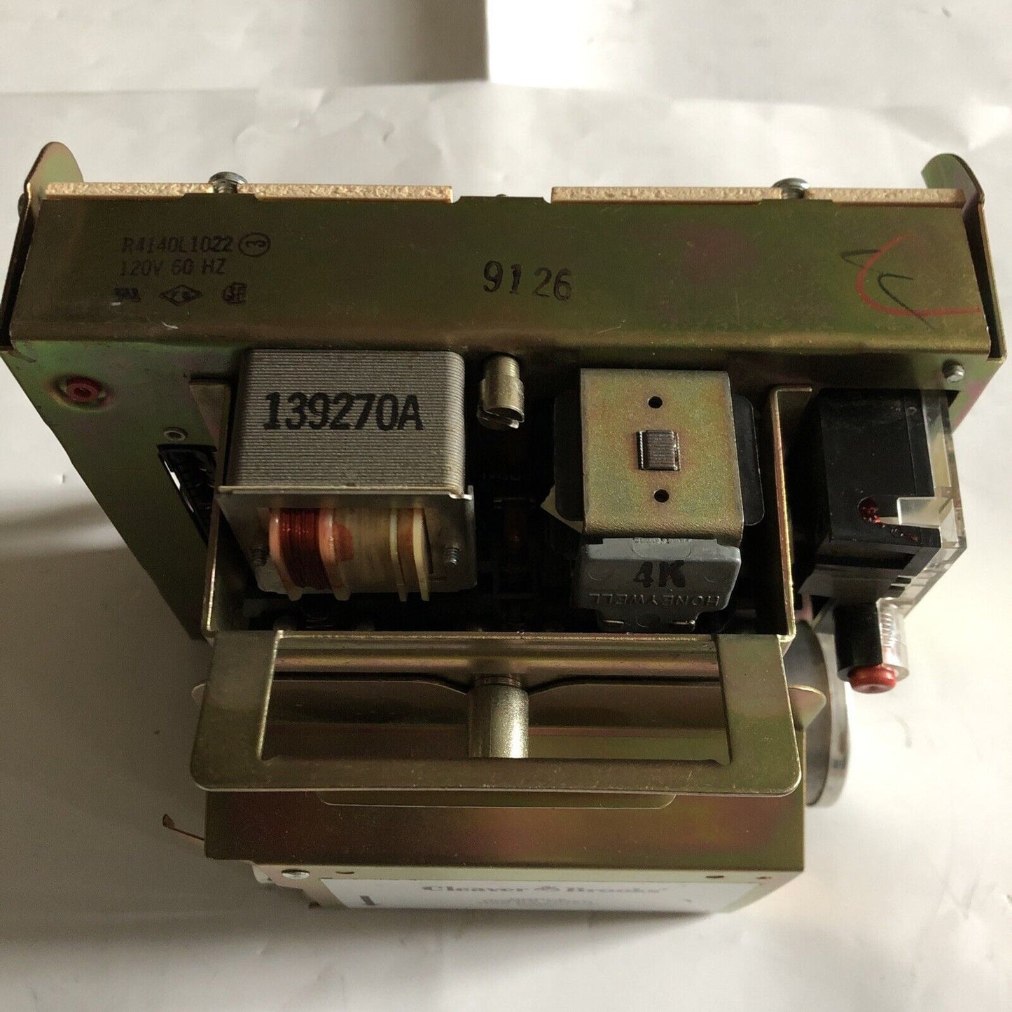 Cleaver Brooks Cb 40,Honeywell R4140l1022,Cb40,Cleaver Brooks 833-2201,120V,Ed