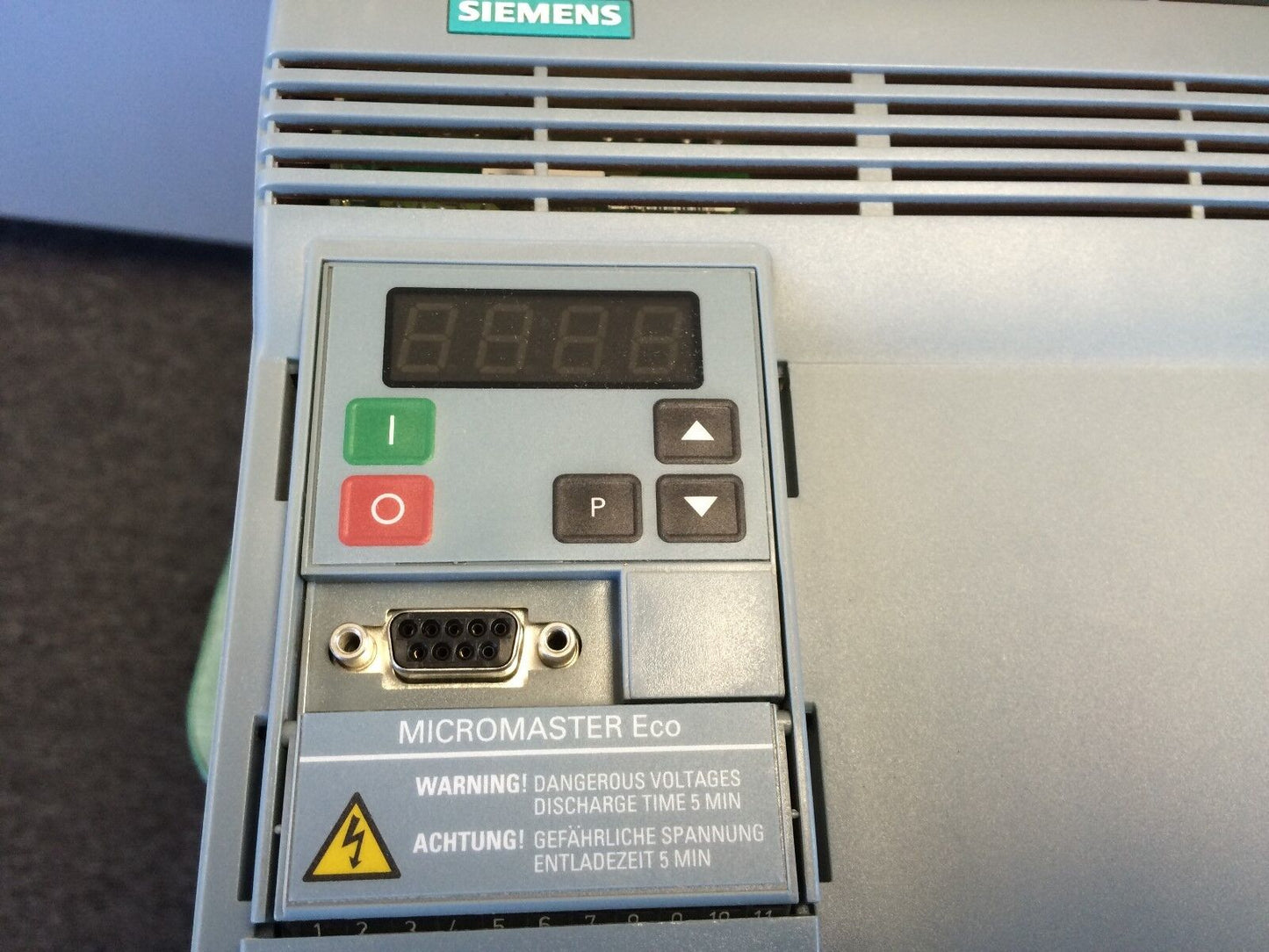 New Siemens 6Se9521-8Cc40,Dr Ac 6Se95 230V 3Ph 5Hp 15.2A,6Se9-521-8Cc40,Fc