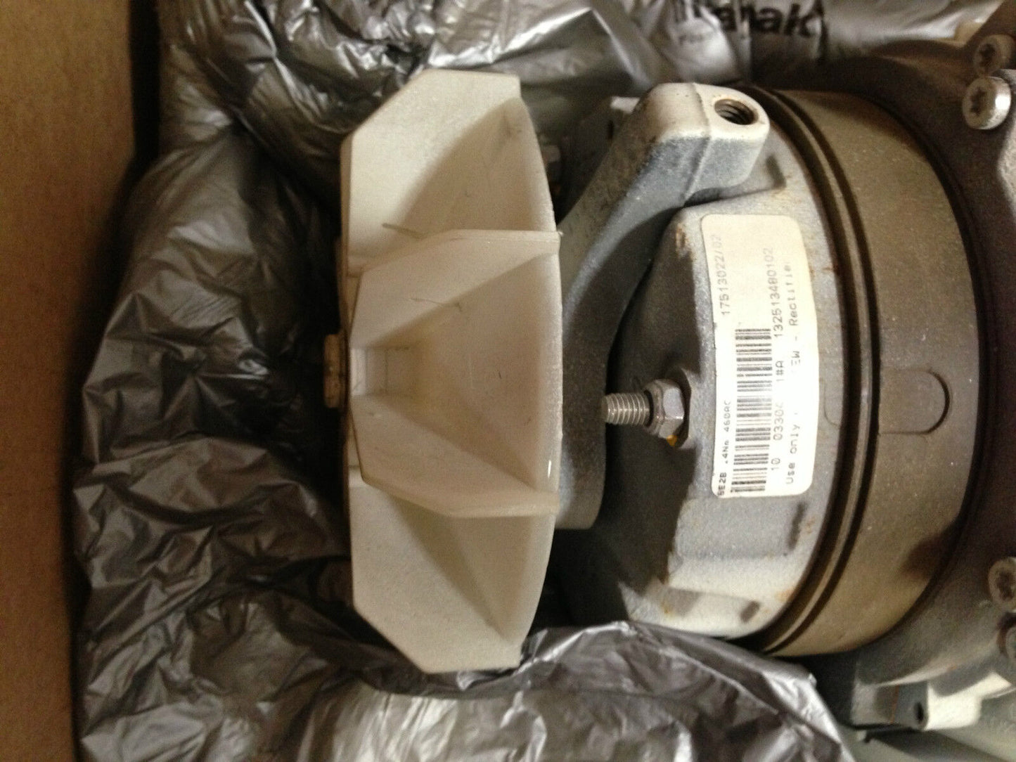 Sew Eurodrive K67dre90m4be2hr/Isu/Tf Ac Motor 3Ph 01.1325134801.0017.10,Fan,Ar