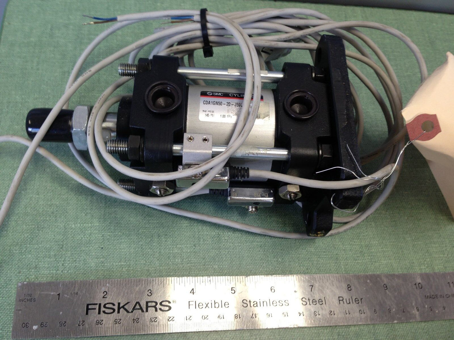 Smc Cda1gn50 20 J59l Mounted Pneumatic Cylinder,145 Psi,3/8" Npt 39-878-0991,Ay