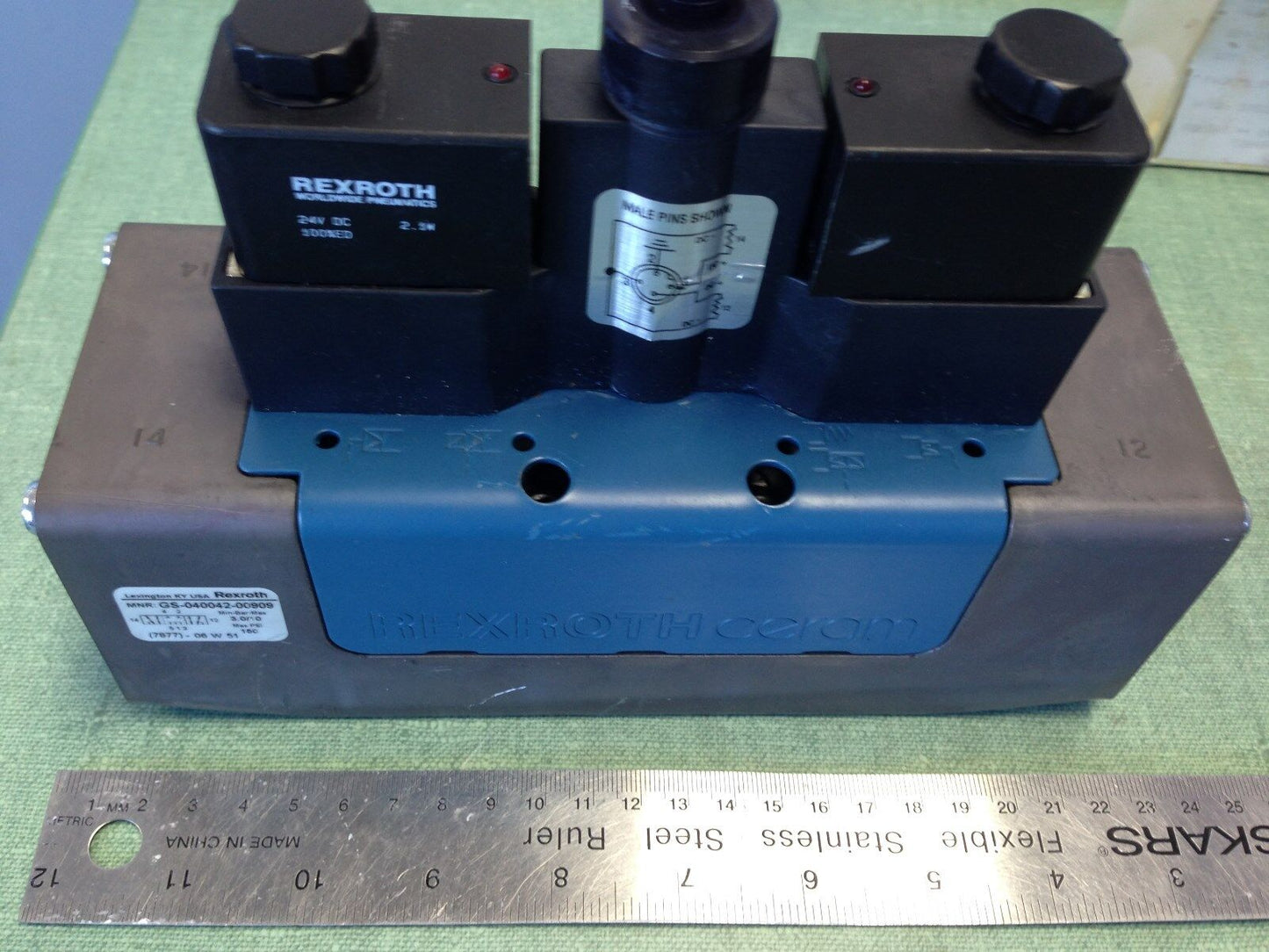New Rexroth Gs-040042-00909 Ceram Pneumatic Valve,24Vdc,2.1W,100%Ed,150-Psi,Bg