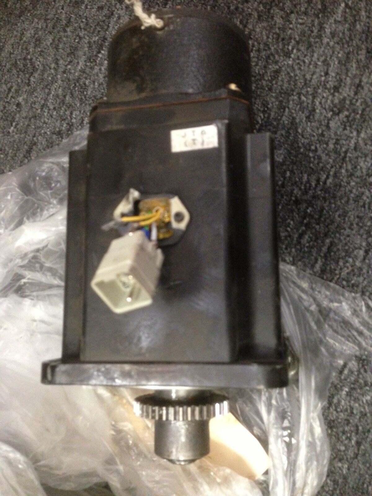 Sanyo Denki P60b13150hcx23 Servo Motor, 2.1 Kw, 3000 Rpm (Connect Damaged),Tg