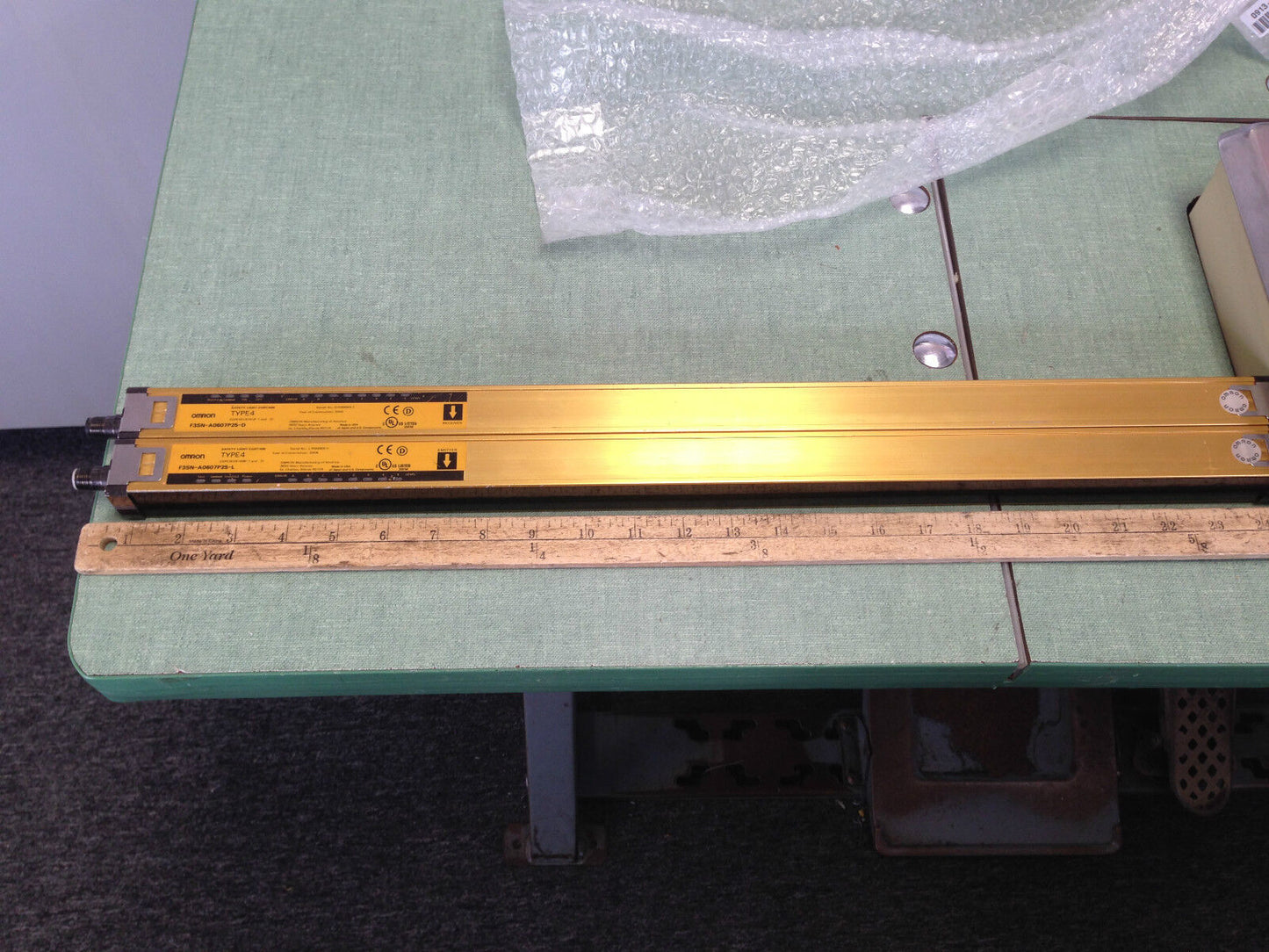 One Set Omron Safety Light Curtain F3sn-A0607p25-D,F3sn-A0607p25-L Type 4,En