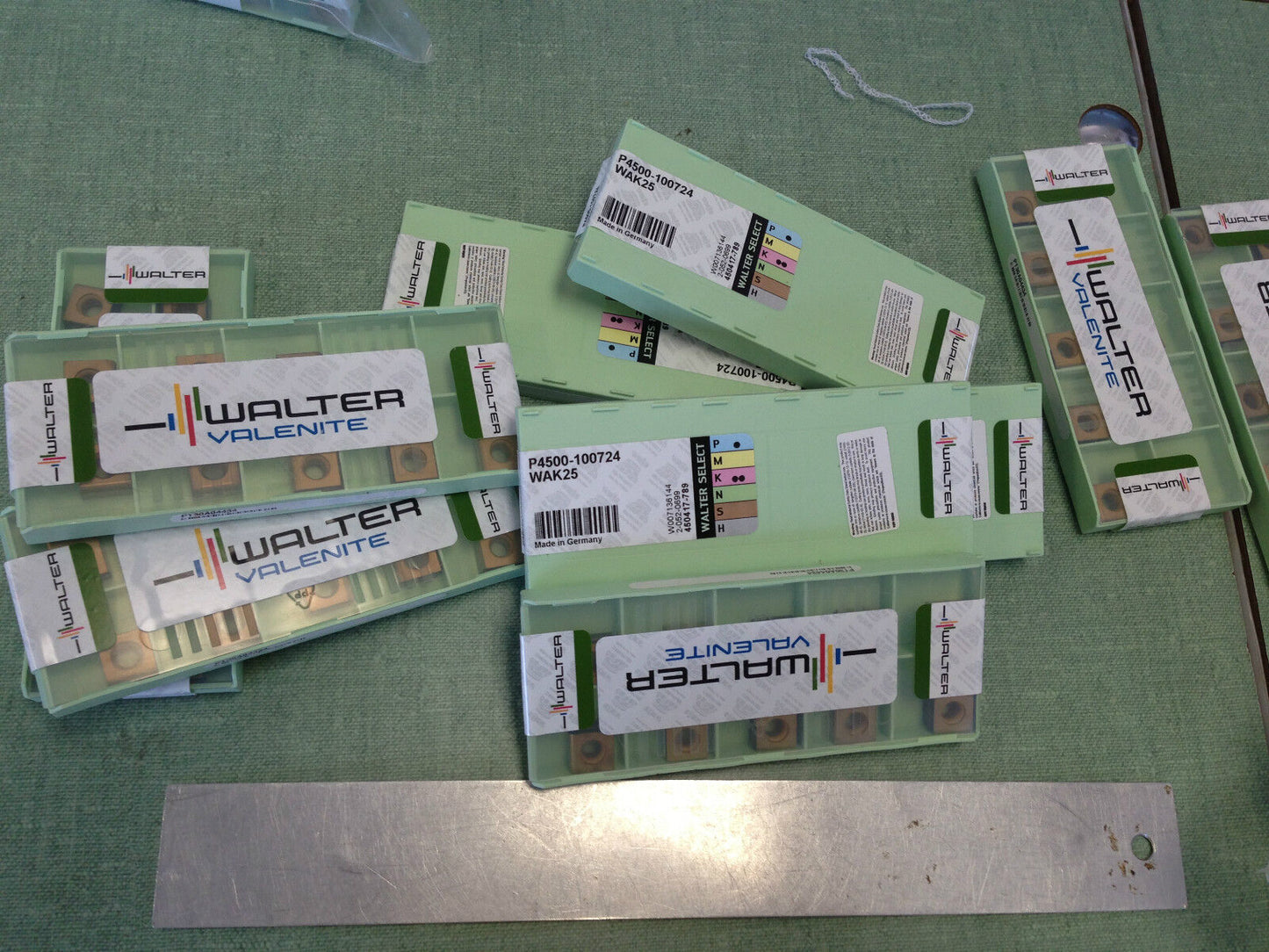 Lot 100 Walter Valenite P4500-100724 Tin-Coated Carbide Inserts, Grade: Wak25,Te