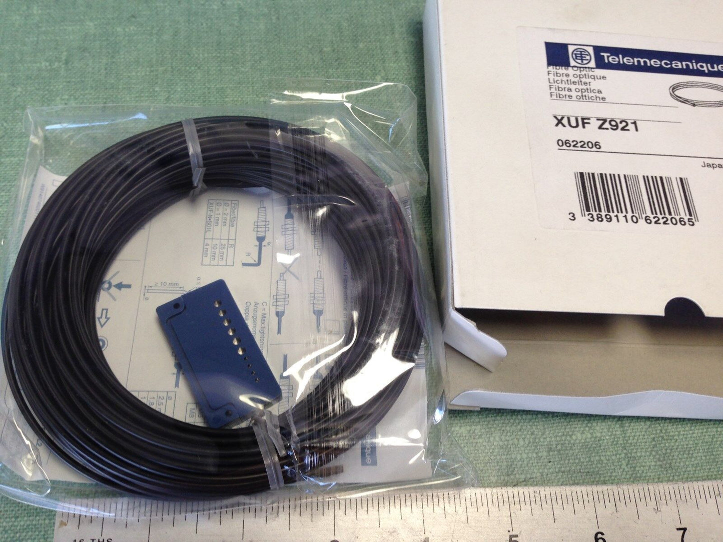 New Telemecanique Xuf-Z921 Fiber Optics Xuf-Z11,Bb