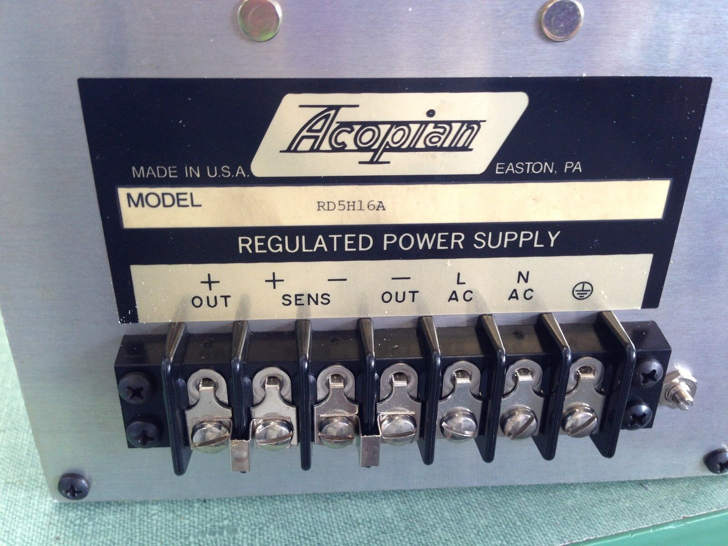 New Acopian Rd5h16a Regulated Dc Power Supply,5 Vdc,28 Amp,Tn