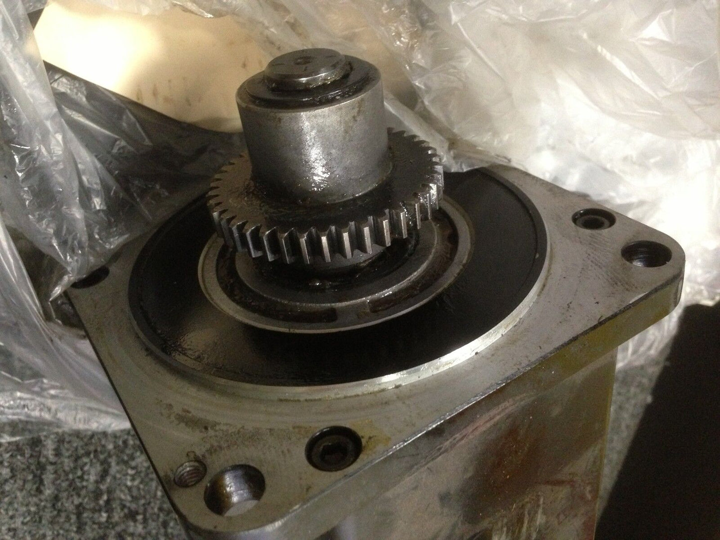 Sanyo Denki P60b13150hcx23 Servo Motor, 2.1 Kw, 3000 Rpm (Connect Damaged),Tg