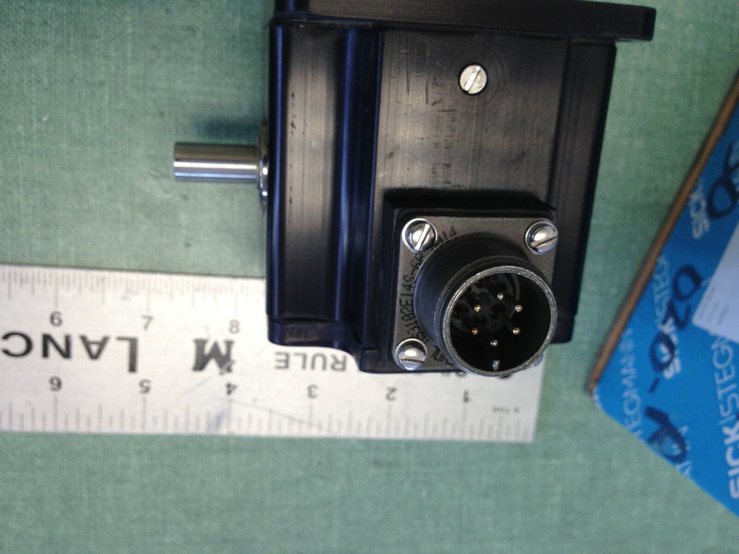 New Sick Stegmann Hd32-2-5E-0010 Rotary Encoder, 3/8" Shaft 6-111514-0010,Tc