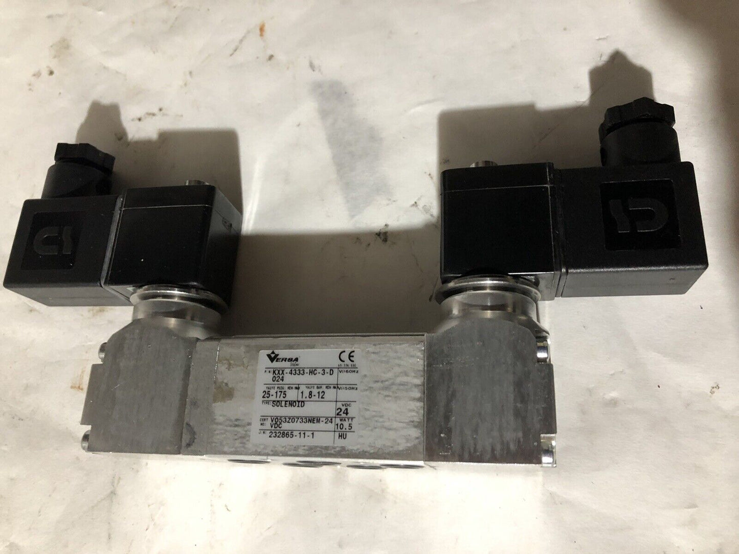 Versa Kxx-4333-Hc-3-D024 4Way Pneumatic Directional Valve Kxx-4333-Hc-3-D 024,Tn