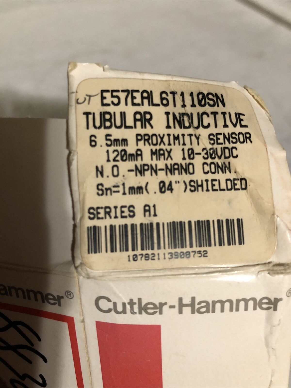 Cutler Hammer E57eal6t110sn Proximity Switch Tubular Eaton E57eal6t110sn,Fk