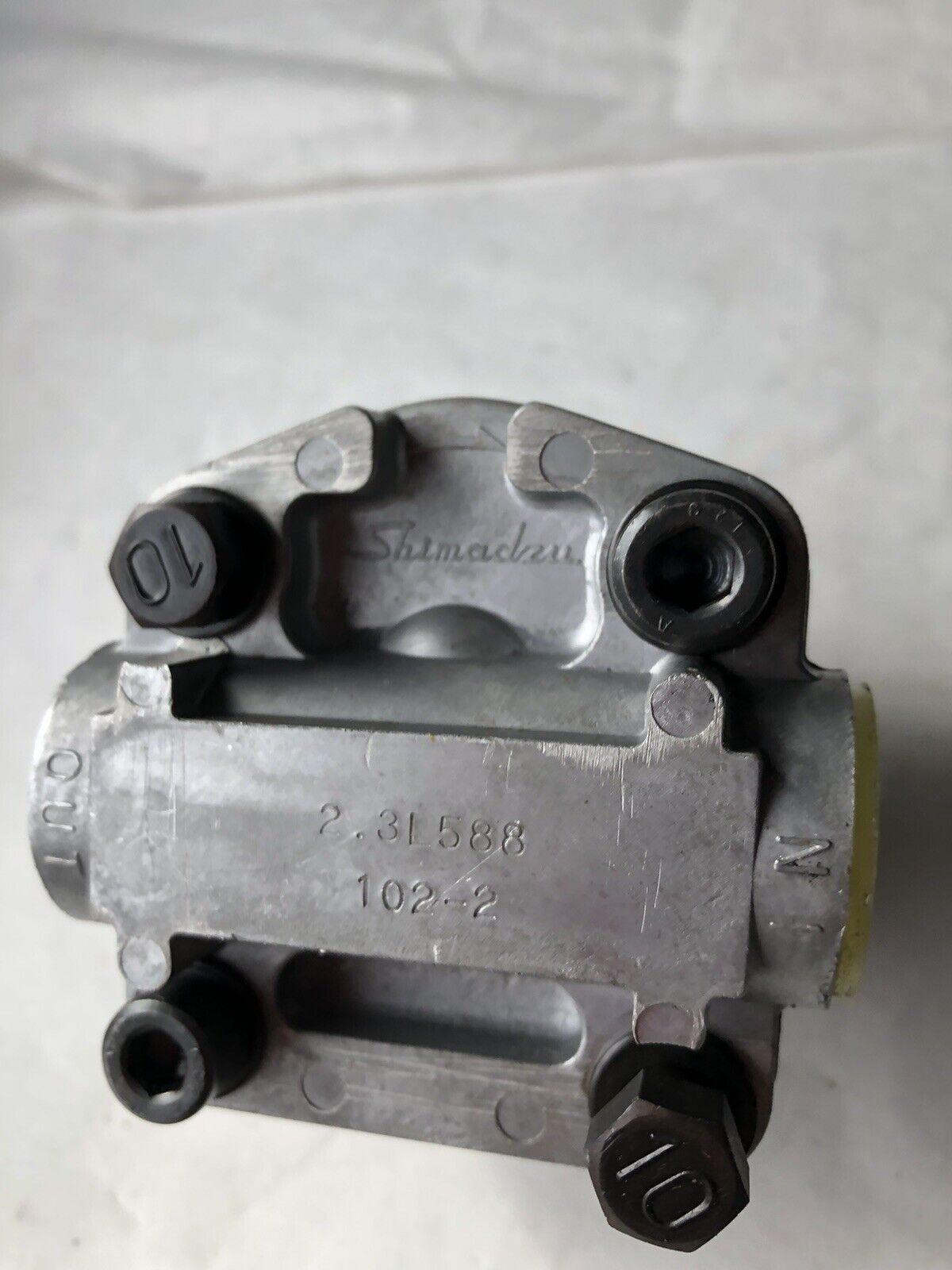New  Shimadzu 068.3 Hydraulic Gear Pump, G010, 2.3L588,102-2,Ax