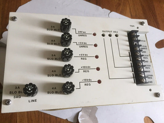 Foxboro D0137ku,General Purpose Power Supply 5 15 120Vac 50/60Hz,Ae