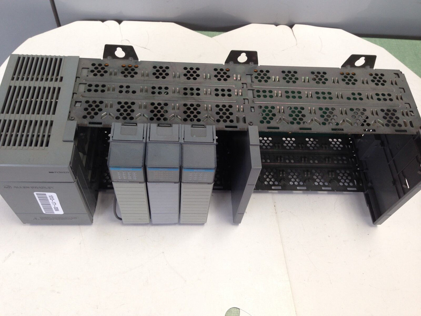 Allen Bradley Slc-500 Plc 1746-P2, 1746-A10, 1746-P2, 1746-Ib16 ,10-Slot,Dg