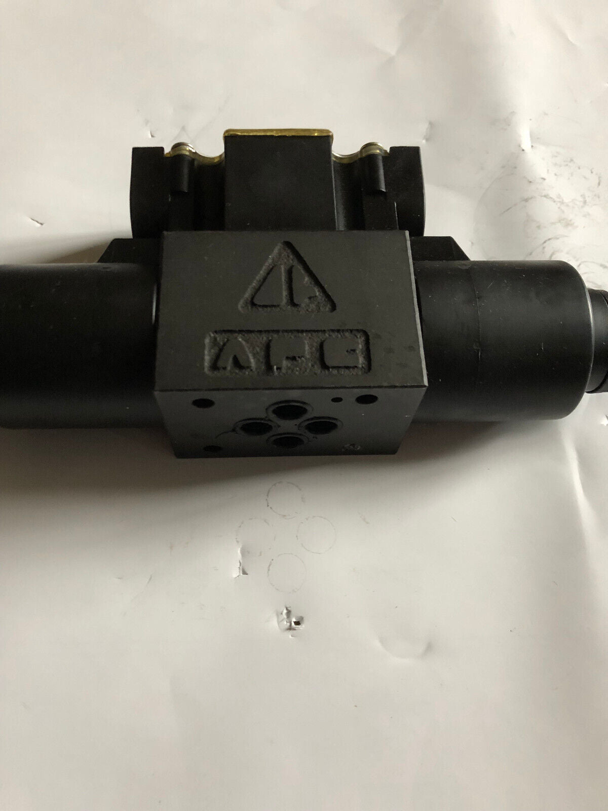 New Hyvair D03s-2K-115A-35 Hydraulic Valve D03s-2K-115A-3S Hydraulic Valve,Al