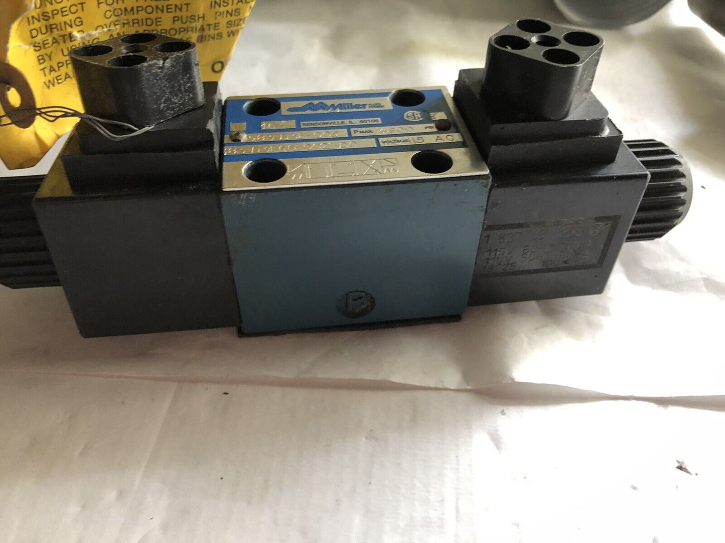 New Miller 83-D3eco-0021-D0 A 463 Hydraulic Solenoid Valve 583 D3e 005 115Vac,Te