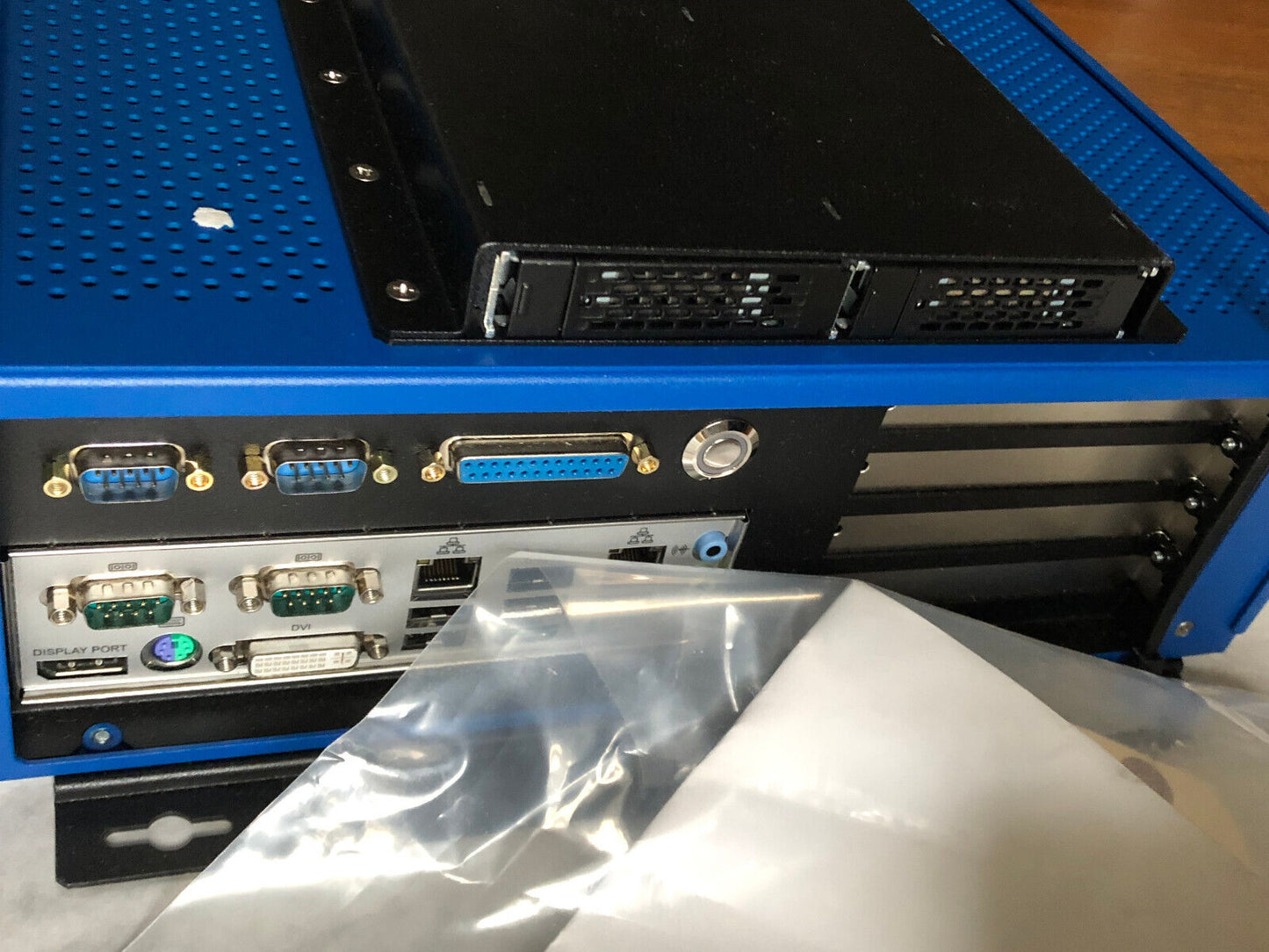 New Dynics Gpcdiqb8w73sebdd-Frd Computer. Mcmxdgpccd-W73-C-Frd,24Vdc 4.5A,Az