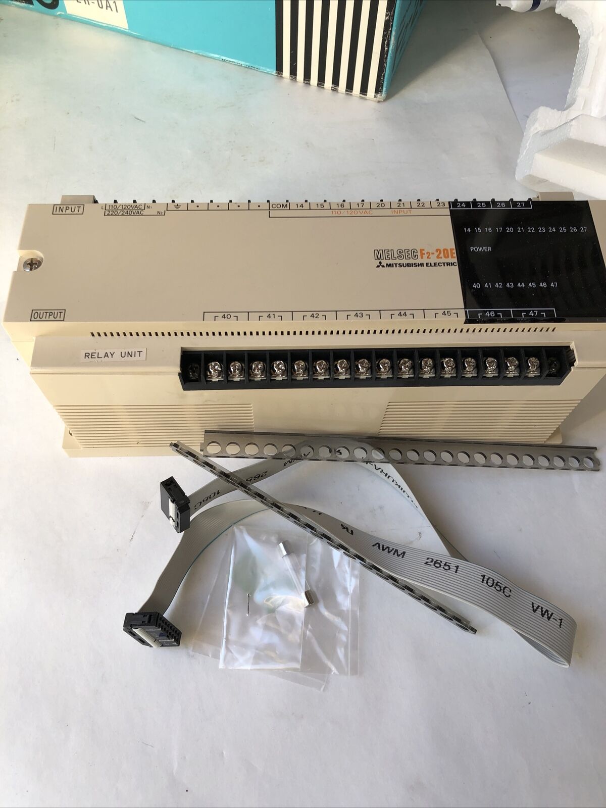 New  F2-20Er-Ua1 Mitsubishi Programmable Controller Melsec F2-20E,Fl,Fb