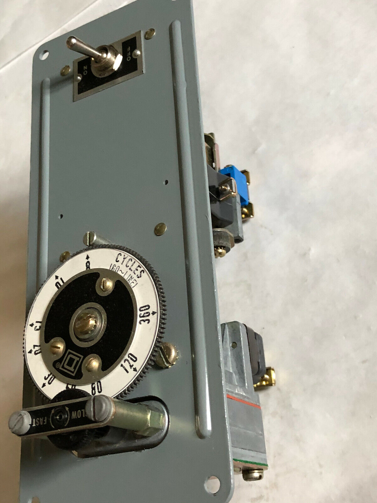 New Square D 8991,At018v02,Timing Ac Welder Timing Relay 120Vac,8991-Ato18v02,Se