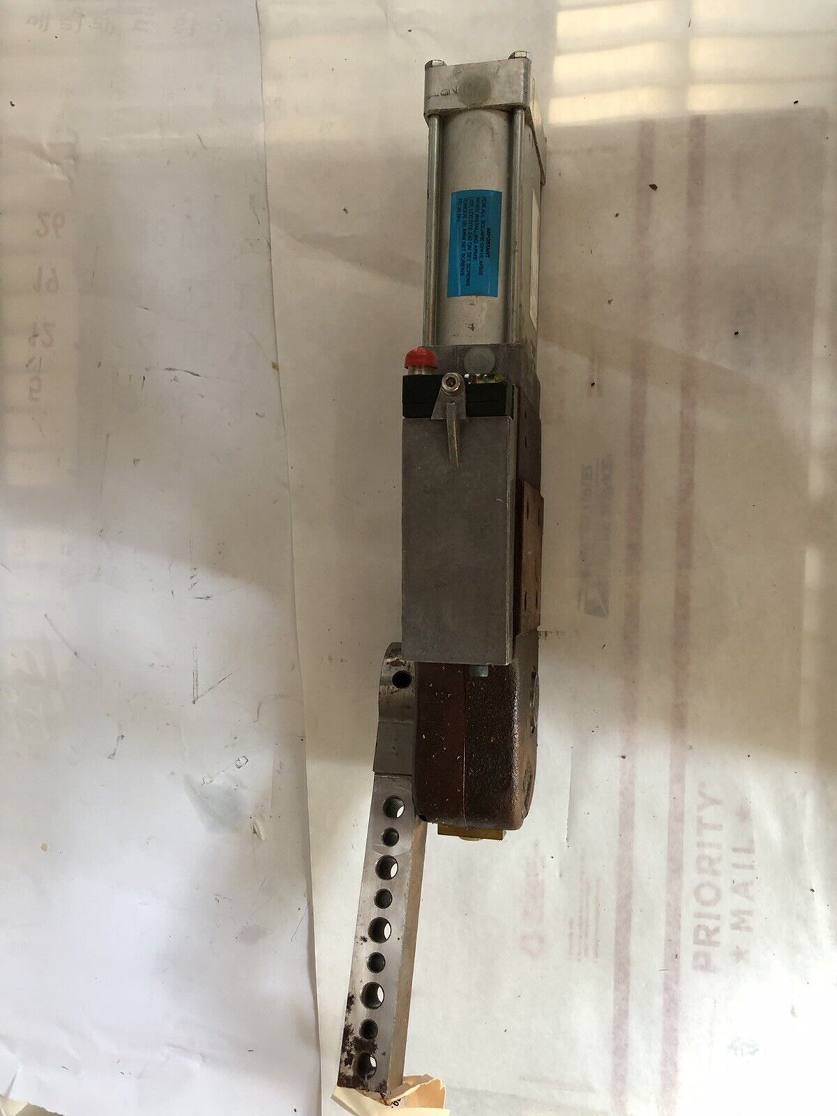 New Destaco 82G6n-632C907-009180B  Pneumatic Clamp,Tj