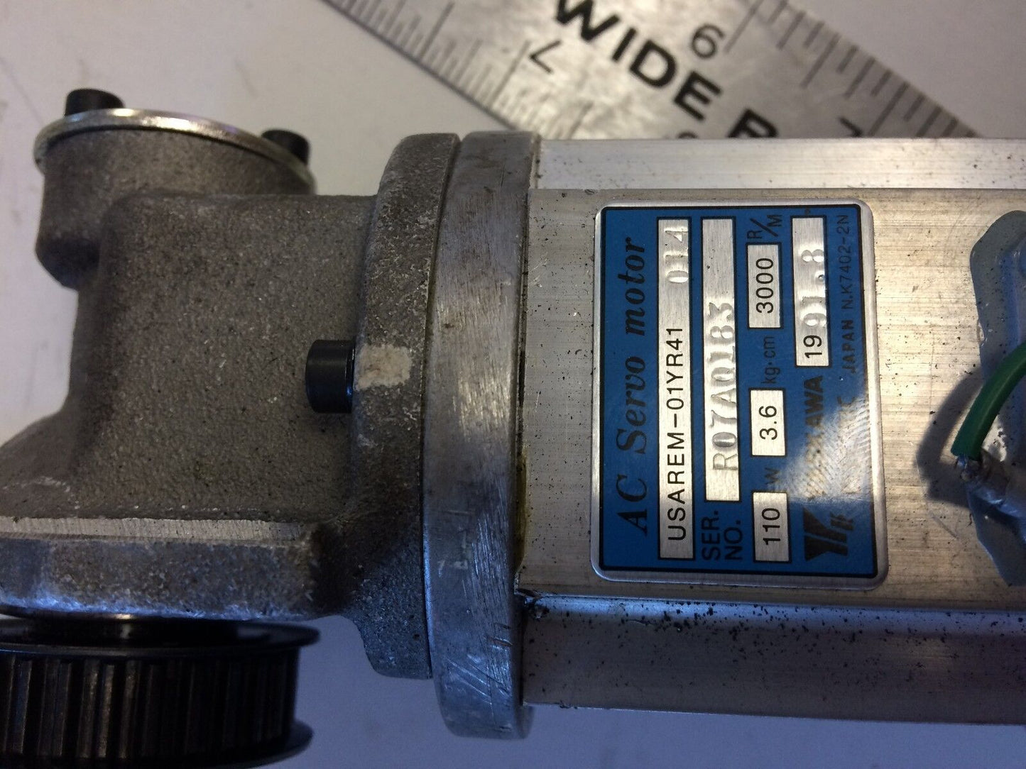 Yaskawa Usarem-Oiyr4i,Yaskawa Usarem-01Yr41 Ac Servo Motor,110 W,Rpm 3000,Bg