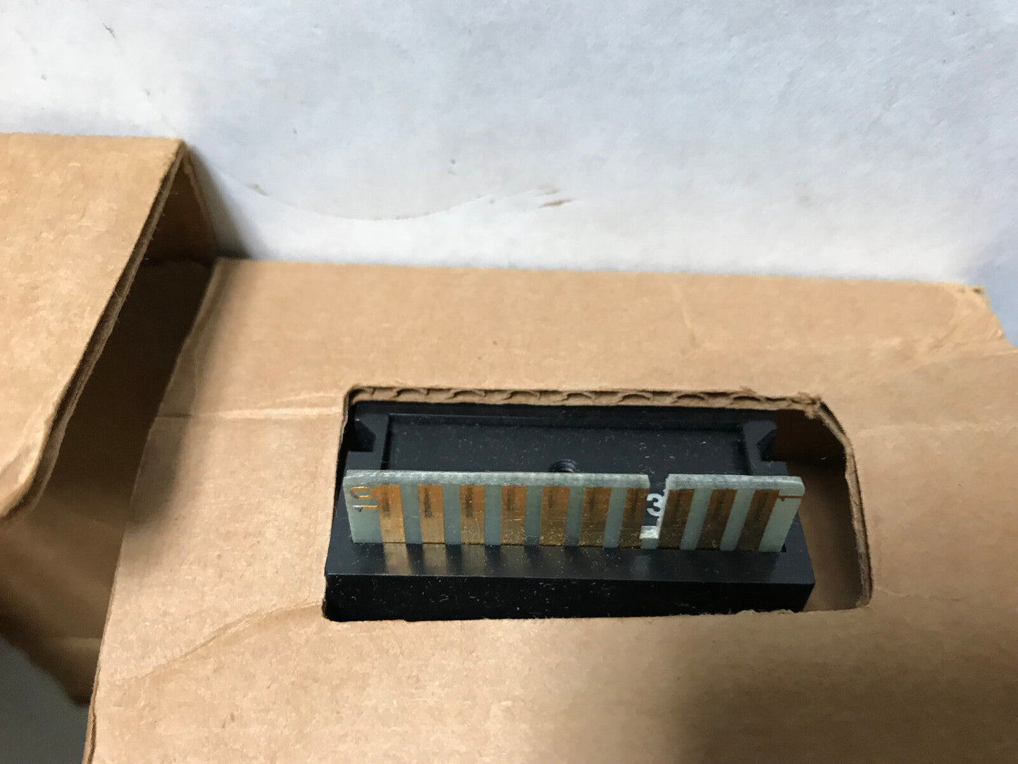 New Durant 43001-501,12-15Vdc 5-Digit Counter,Aa