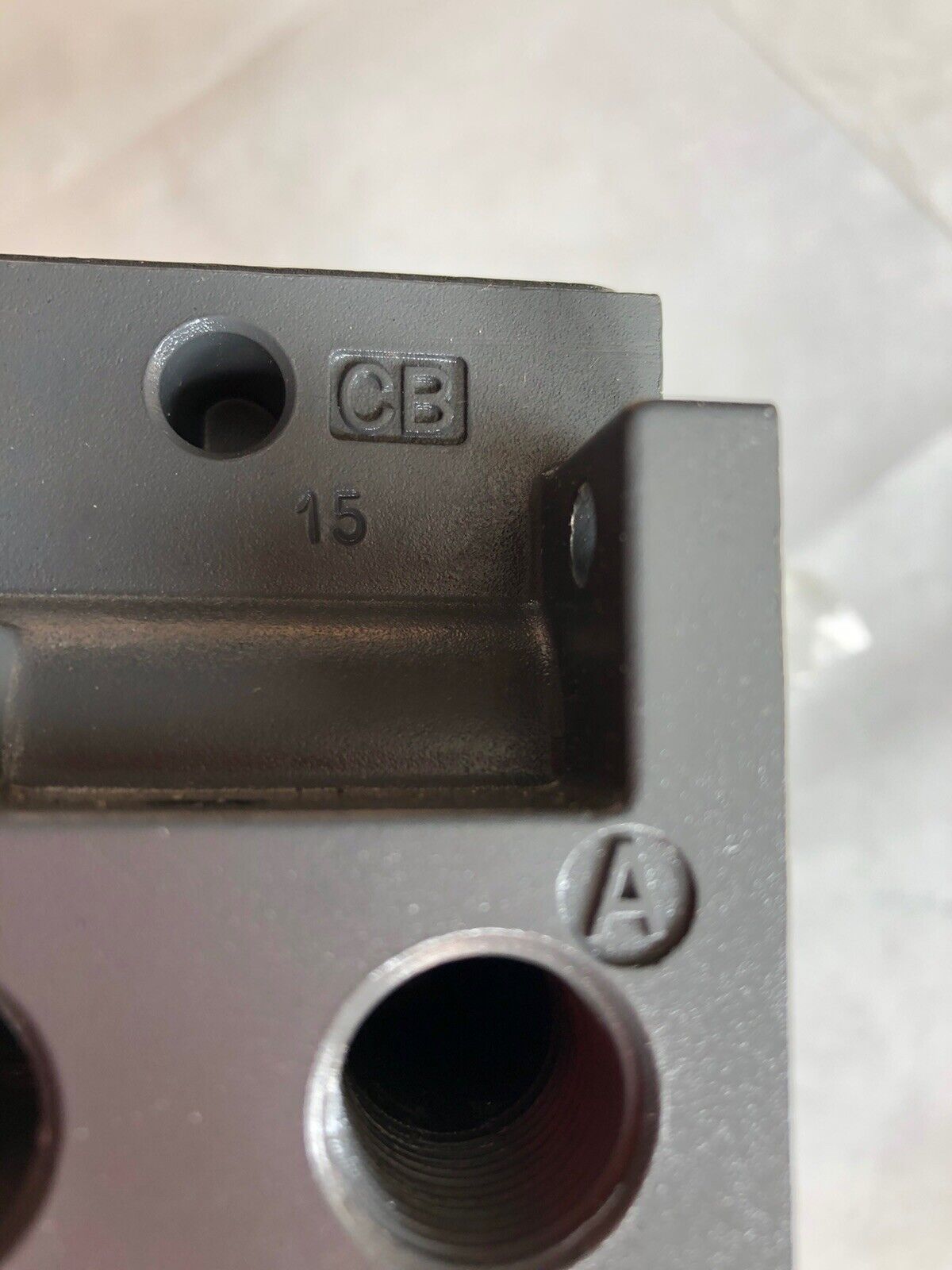 New Lot 2 Numatics 153Sa415m000061 Pneumatic Solenoid Valve Manifold Hh-4,Az