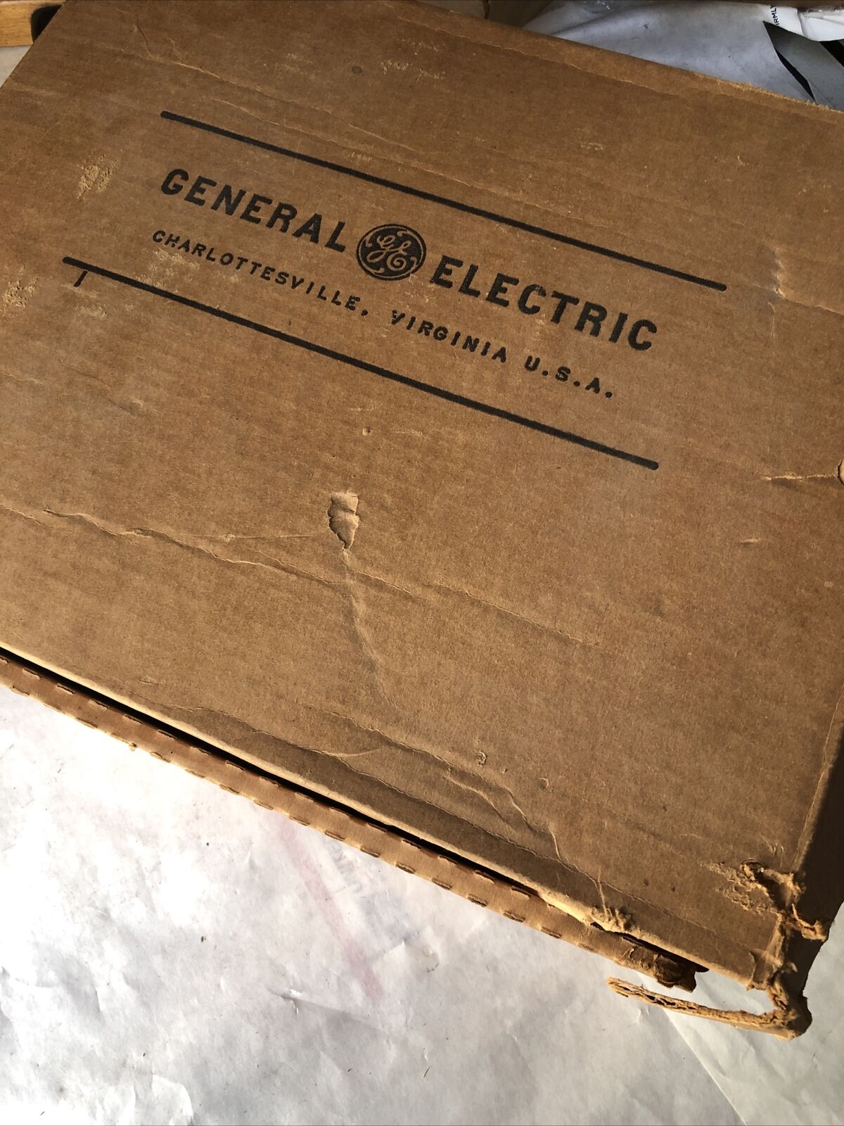 New Ge Fanuc Ic600yb908b 24Vdc 2Amp  Ge Fanuc 44A717666-002 , 44A717529-G02,Fm
