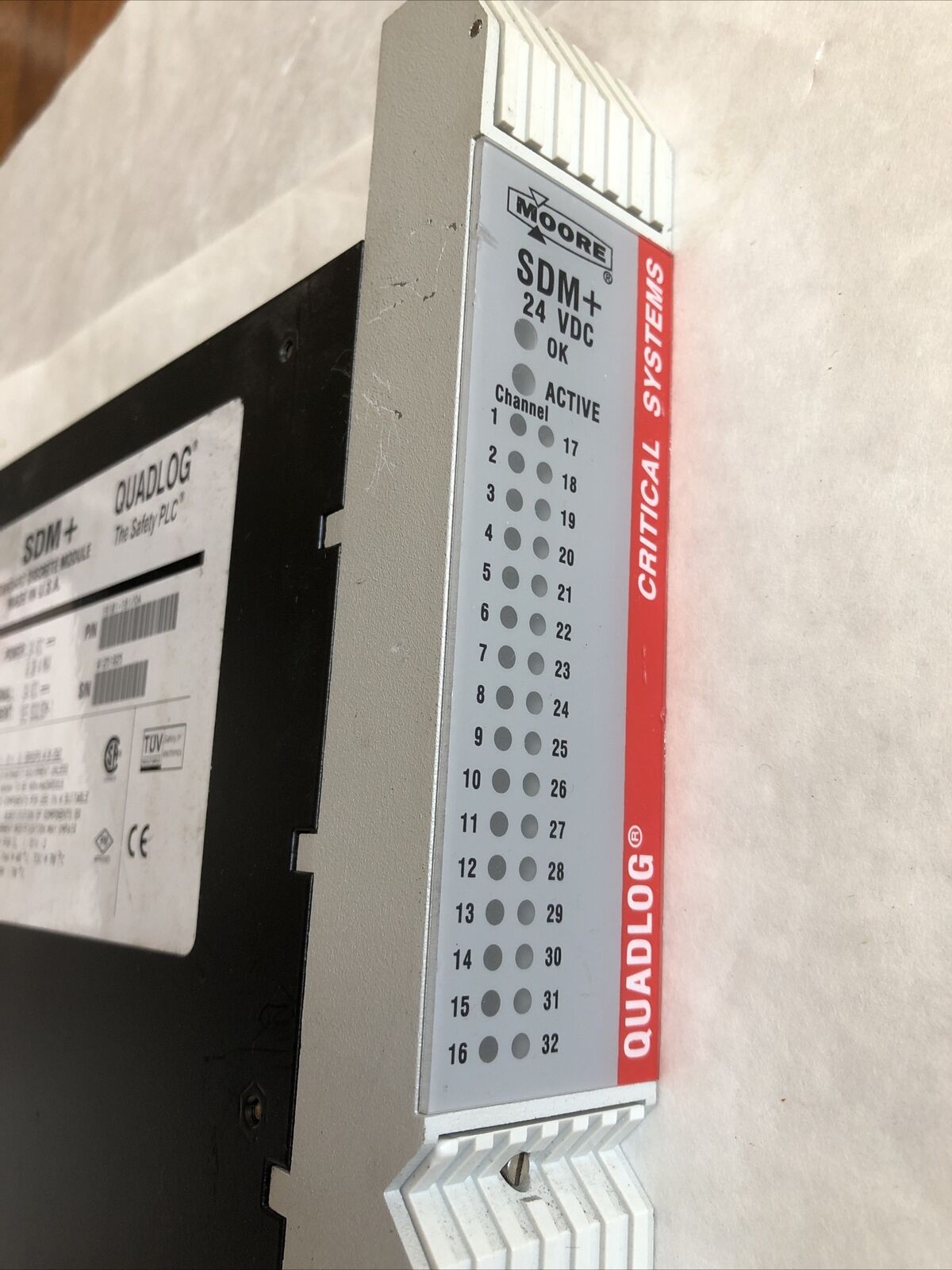 Moore Sdm+ Quadlog,Qlsdm024dcbbn,Sdm+ 24 Vdc,Standard Discrete Module,Bz