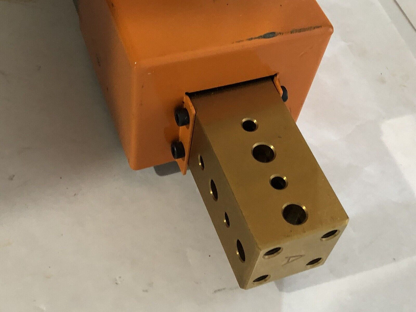 Welker Ub4n050a02cadr1b000, Ub4n050a020adr1b000 Pneumatic Actuator,1/4" Npt,Ar