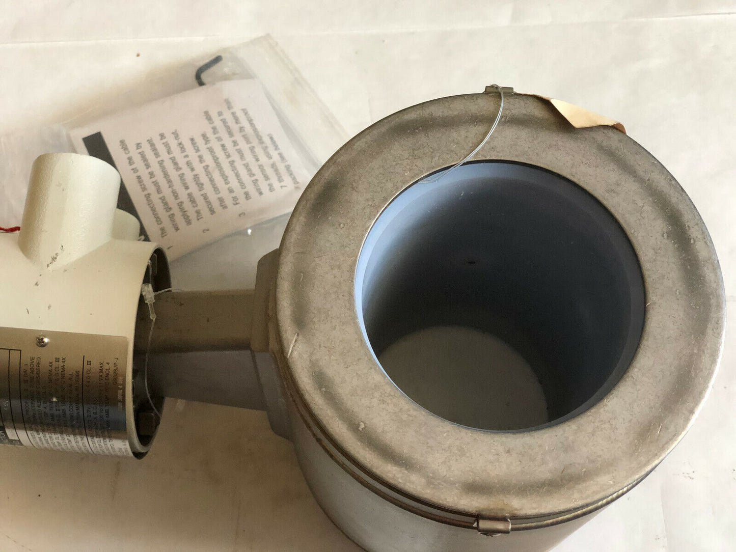 Admag Am2100n Magnetic Flow Detector,Admac Am2100n-Ab1-Lsa*A,Ft40fl-003,Tm