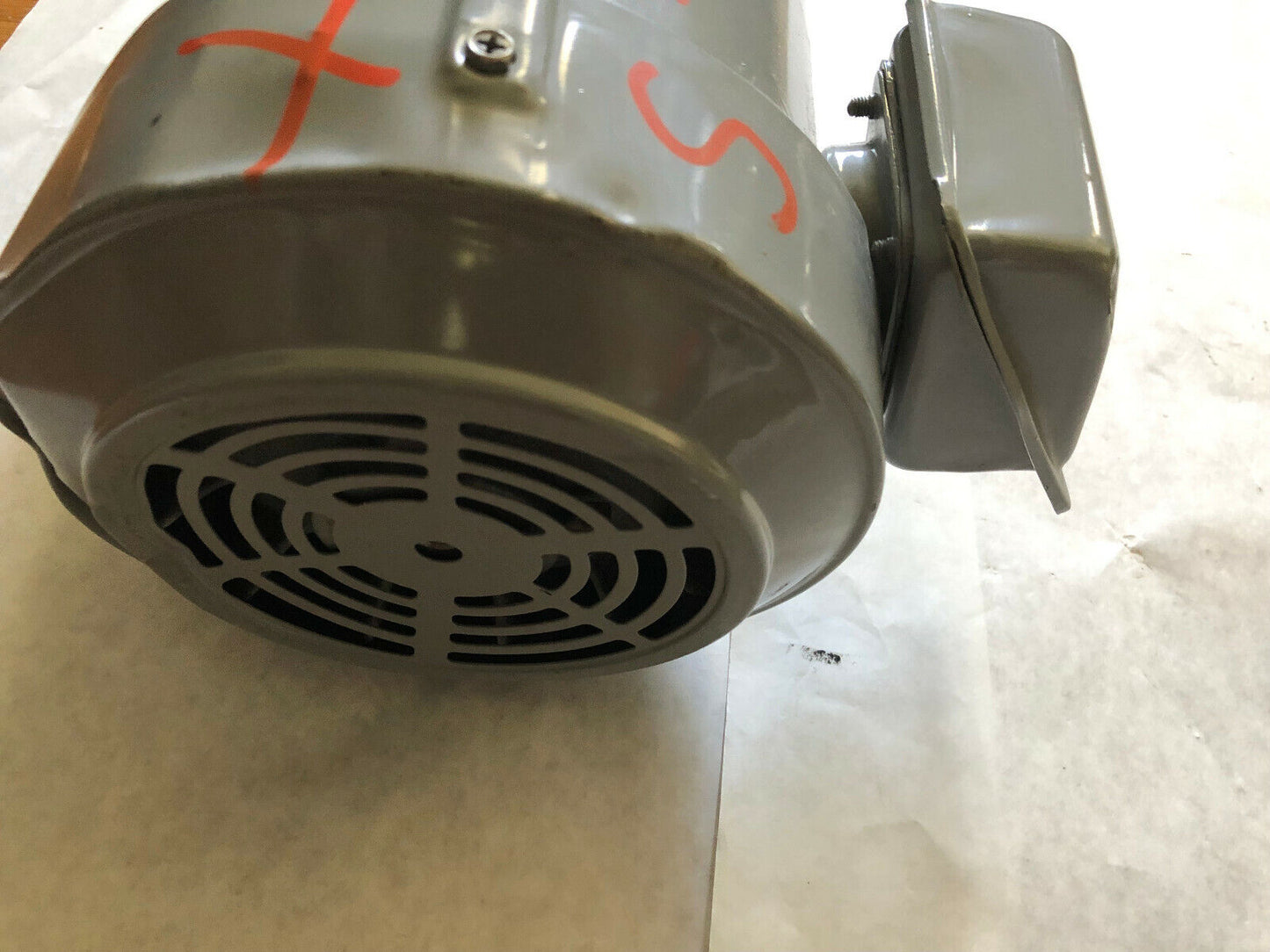 Mitsubishi Sf-Jrf Superline Three-Phase Induction Motor,1.5Kw,4-Pole,070194,Se