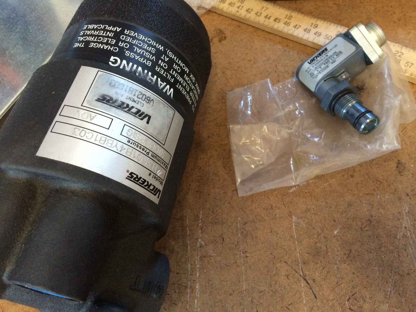 1” Npt Vickers H3501b4ybb1c03 Hydraulic Filter,3 Micron,50 Gpm,P-230304-01B,Fd