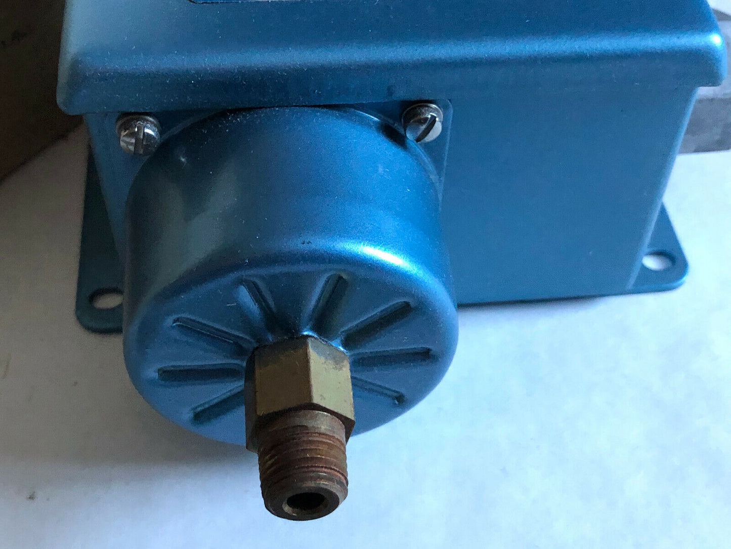 New Koenig Pretempo P20pf-99157A1-5 Pressure Switch 0-20Psi 5A, 125/250Vac,Se