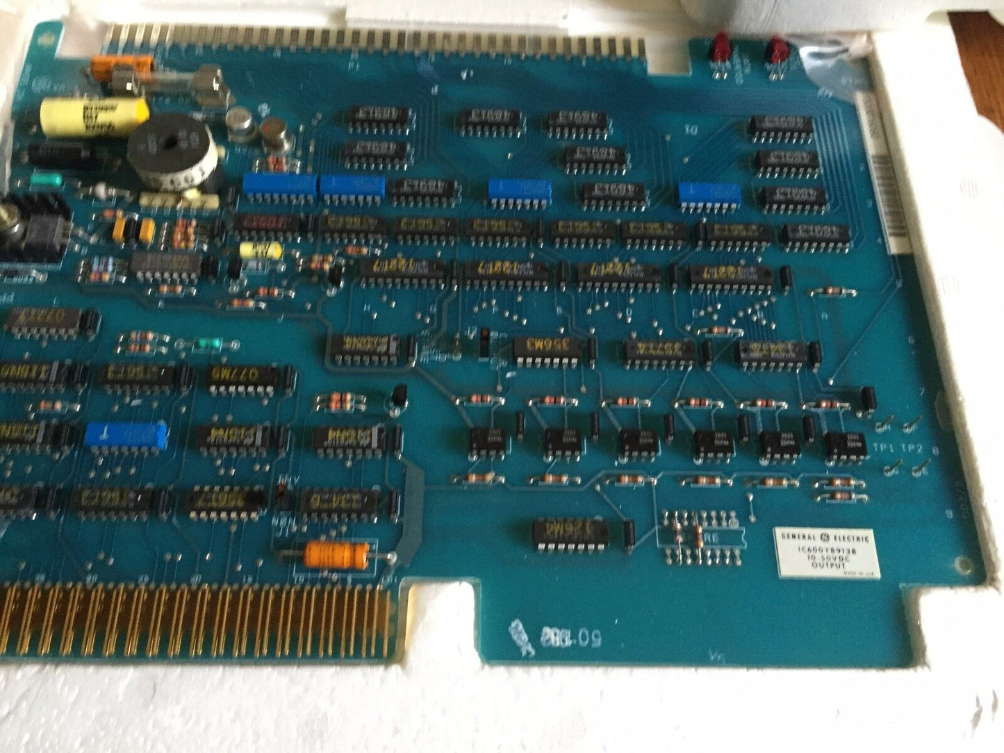 General Electric Ic600yb913b.Ge Fanuc 10-50 Vdc Output  Ic600yb913 ,Cy