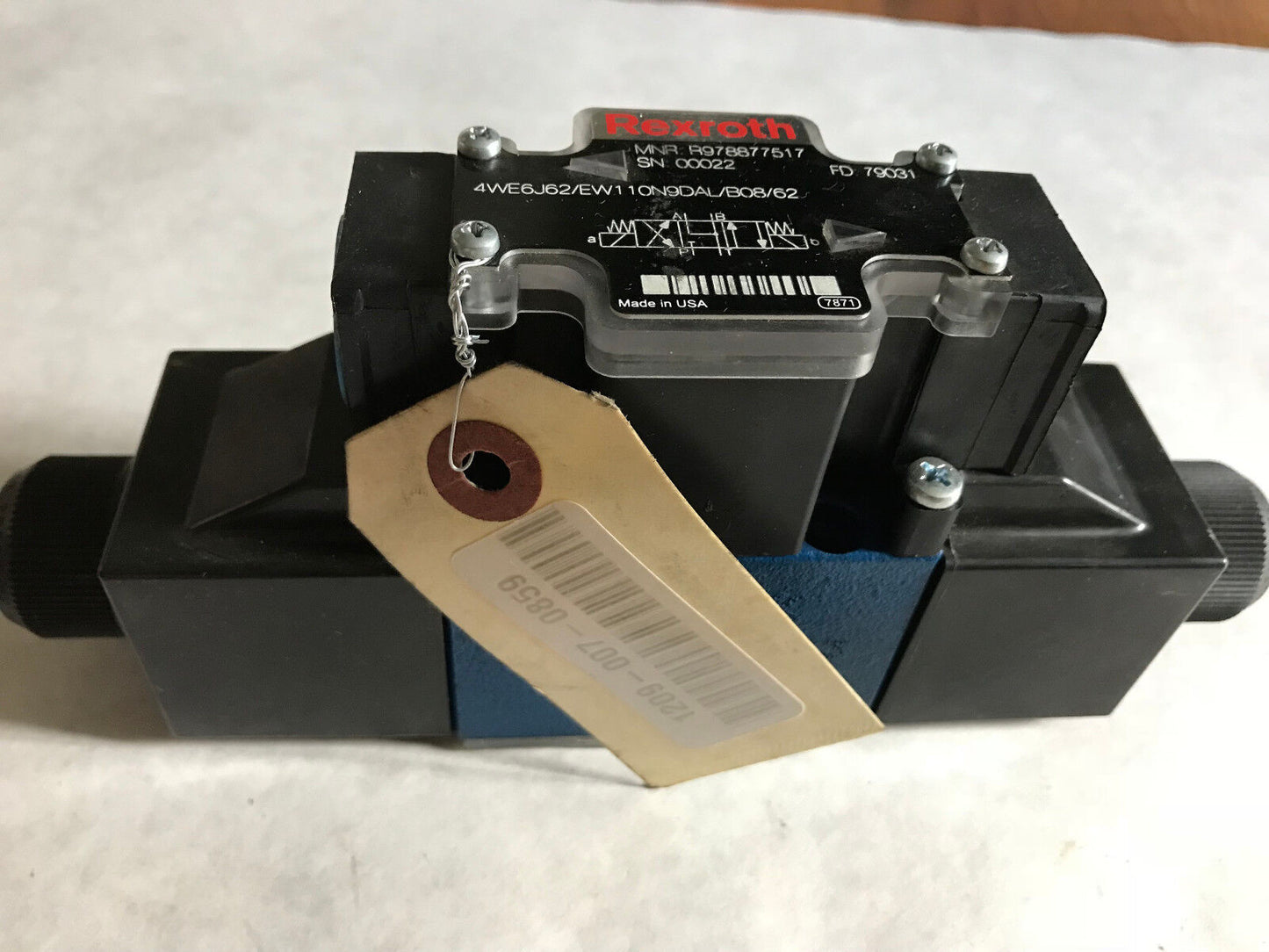 Rexroth Mnr R978877517,4We6j62/Ew110n9dal/B08/62 Hydraulic Proportional Valve,Eq