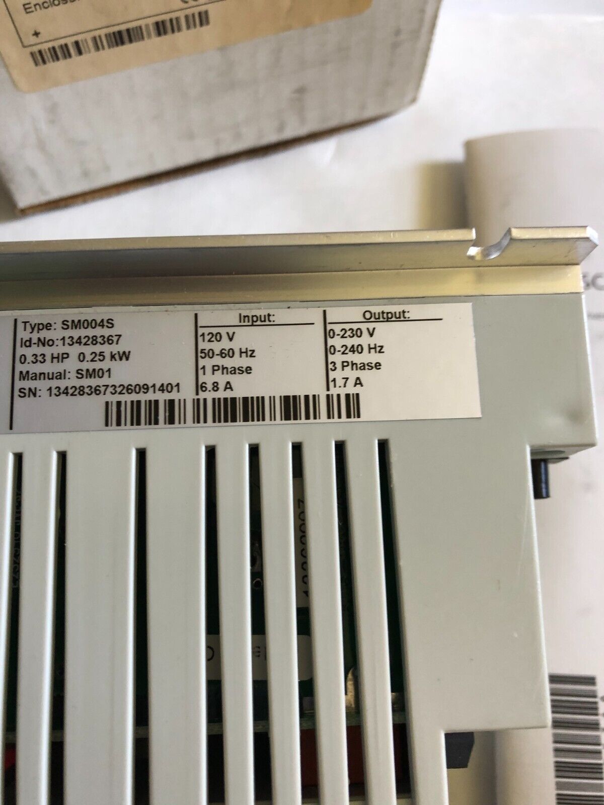 New Lenze Ac Tech Sm004s 13428367 Ac Drive. 0.33Hp 0.25Kw,Bj