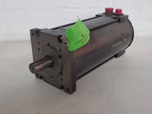 Allen Bradley 1326Ab-C2e 11 A7 Ac Servo Motor,1326Ab-C2e-L007,1326Ab-C2e-L 7,By