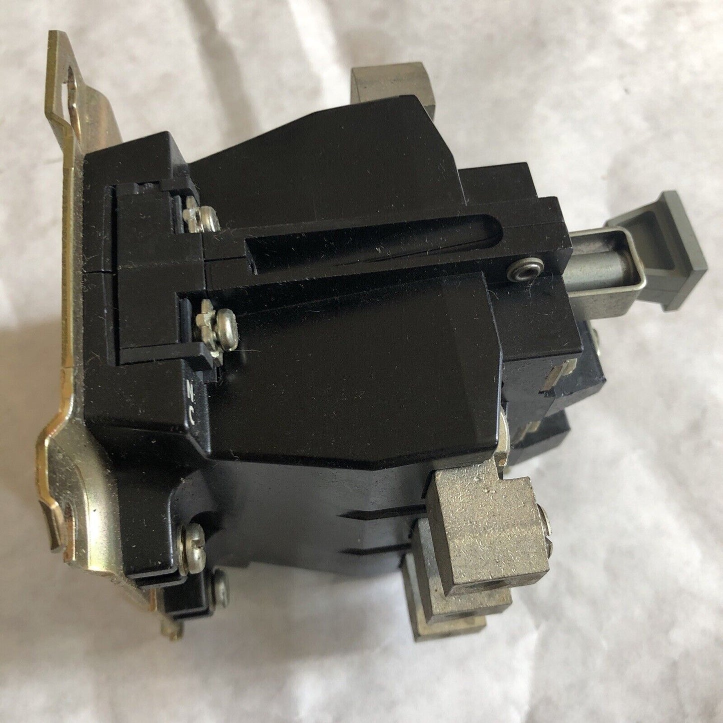 Allen Bradley 592-C0v16 B Relay 595-A02,Bc