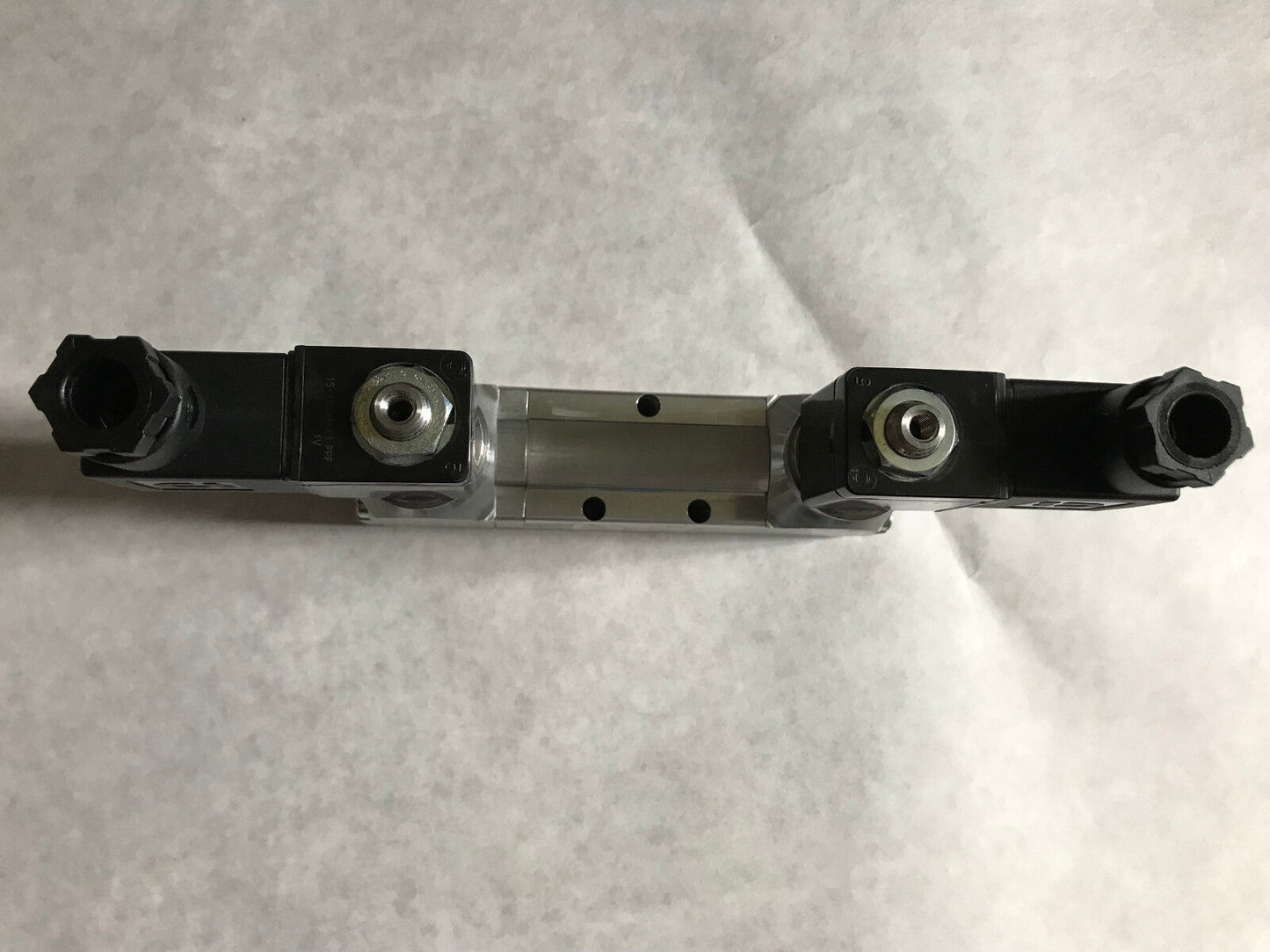 Versa Kxx-4333-Hc-3-D024 4Way Pneumatic Directional Valve Kxx-4333-Hc-3-D 024,Tn